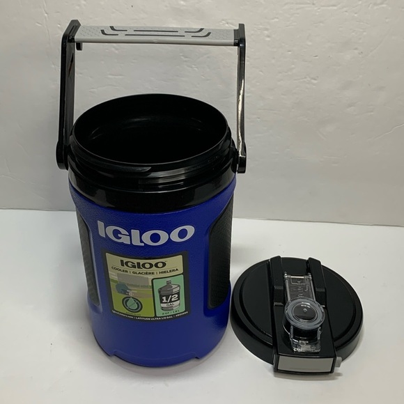 Igloo Latitude Ultra Pro Water Jug 2 Qt Blue New - Picture 9 of 14